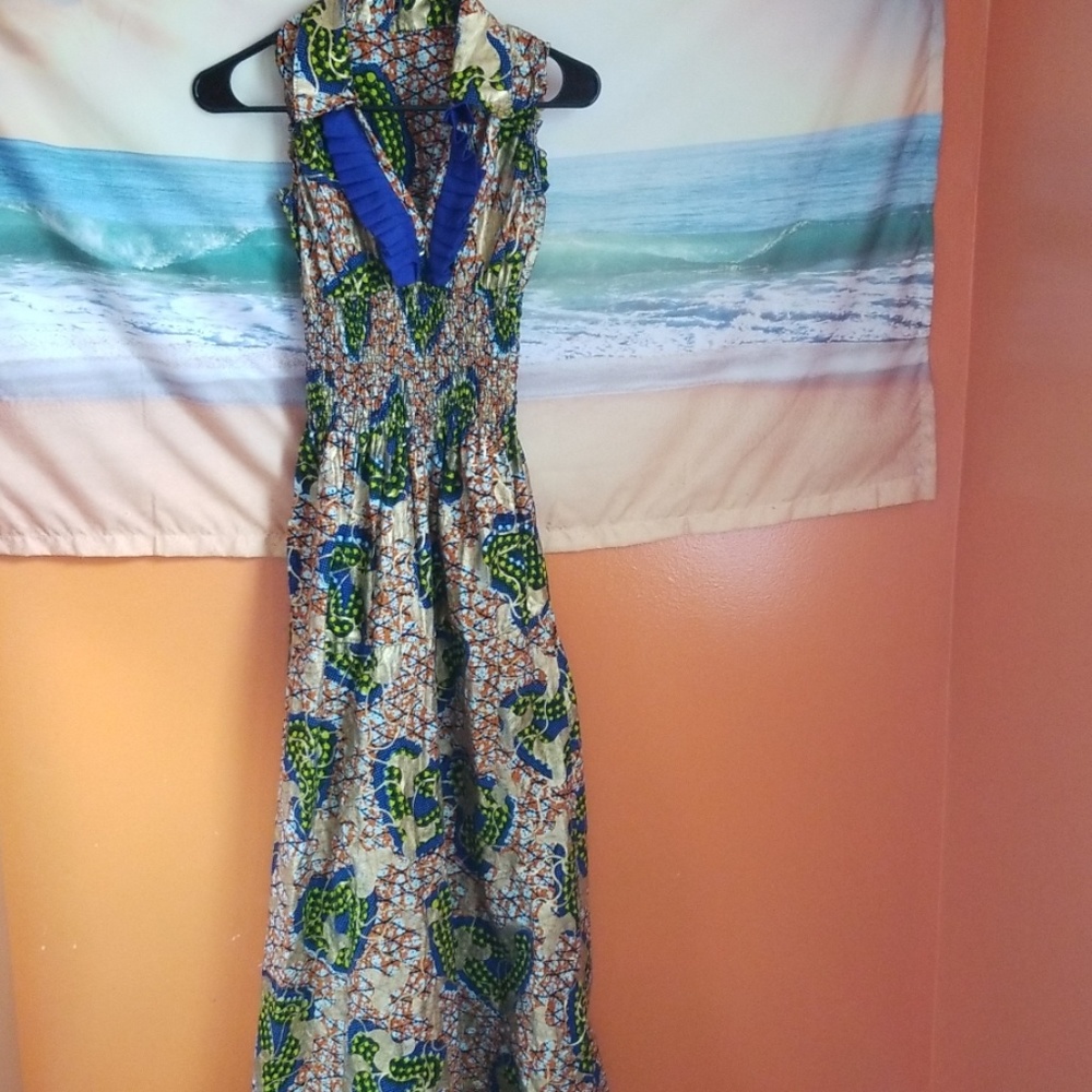 Long dress - Picture 2 of 2